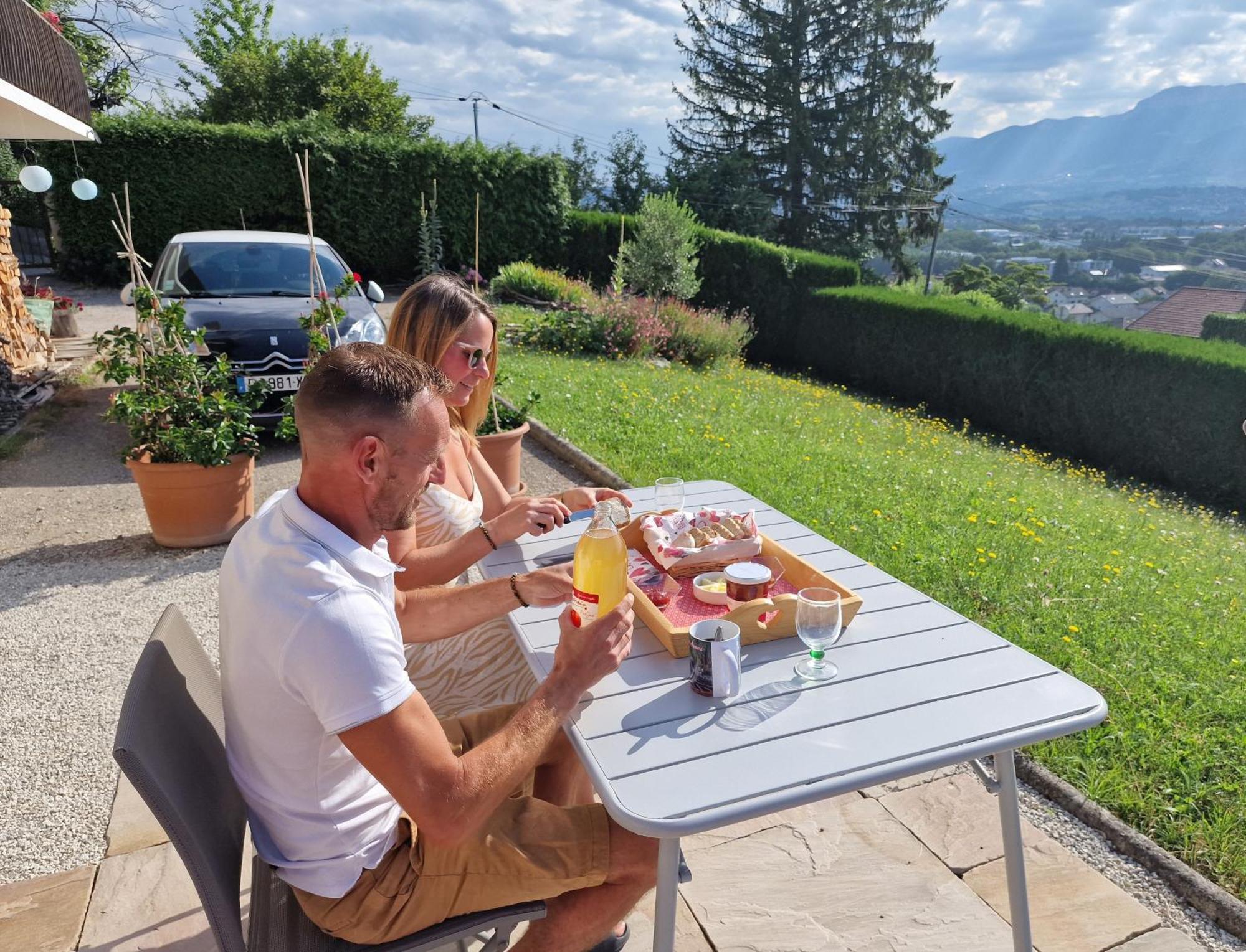 Studio Bellevue Appart Independant Renove 2024 Piscine Parking Proche Centre Annecy Poisy ภายนอก รูปภาพ